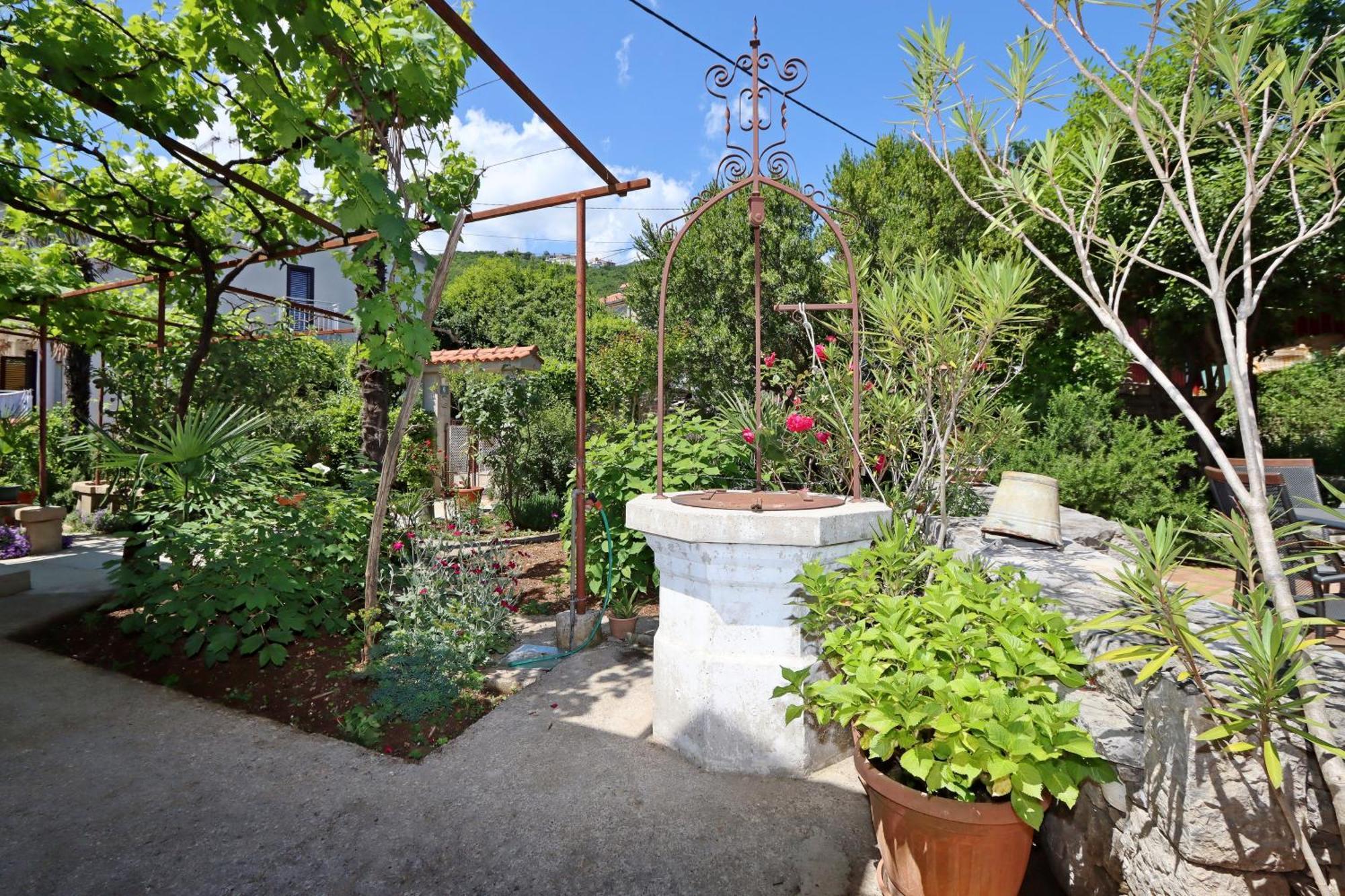 Apartments With A Parking Space Opatija - Pobri, Opatija - 7813 Матулі Екстер'єр фото